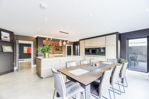 Open Plan Kitchen Family Room