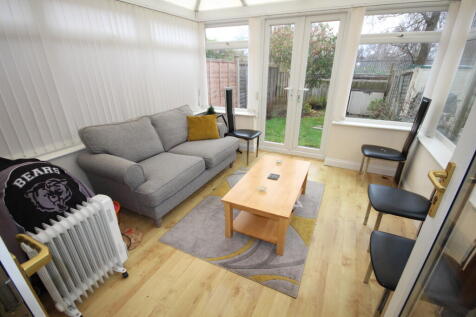 Caraway Drive, Burton Upon Trent, Branston, DE14 photo 5