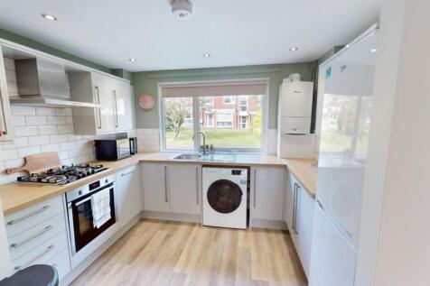 12 Monterey Gardens EX4 5EN photo 4