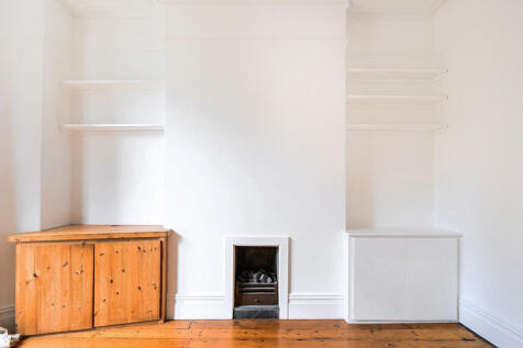 1385904-10-692d9b...