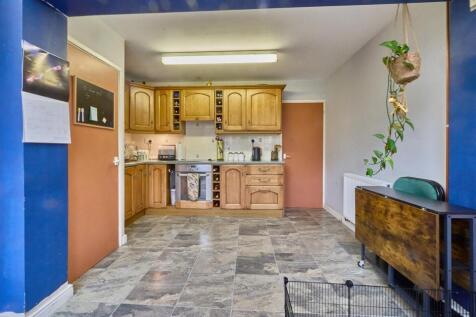 Fitted Dining Kitchen to Rear