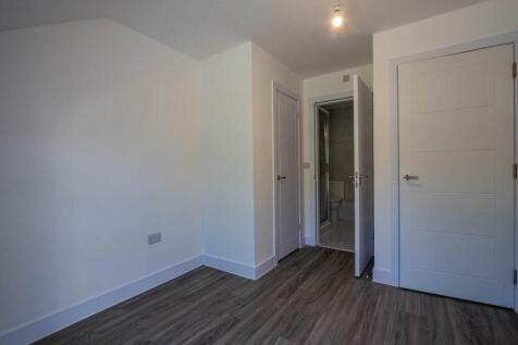 Commercial Road, Machen photo 3