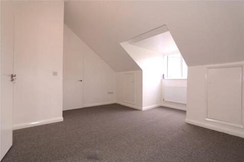 Hillside Close, Hyde, SK14 photo 4