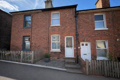 2 Bed Unfurnished Terraced