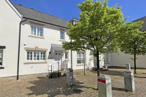 Temeraire Road 35 - New Front.jpg