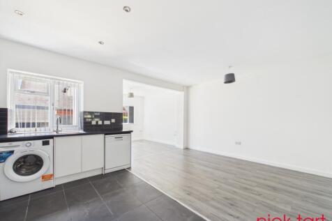 Redhouse Road, Tettenhall photo 4