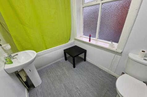 First Floor Bathroom