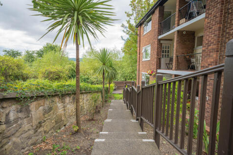 Brecken Court, Low Fell, Gateshead photo 4