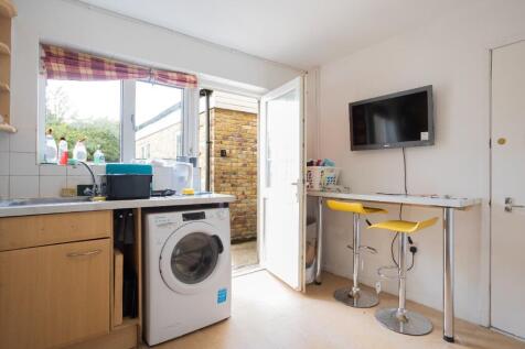 Turpyn Court, Cambridge, Cambridgeshire, CB4 photo 4