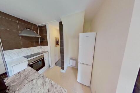 Farm Drive, Cyncoed, Cardiff photo 5