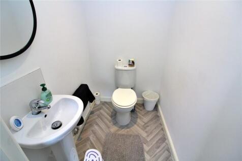 Cloaks/Wc
