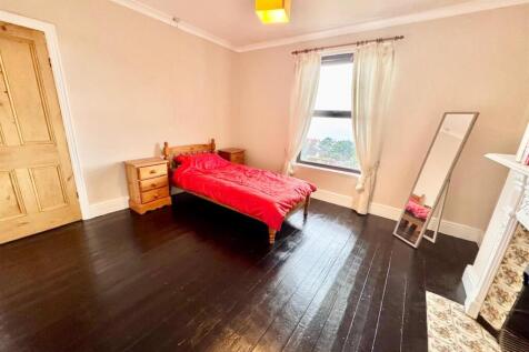 PHOTO-2025-08-01-09-06-56 (11).jpg