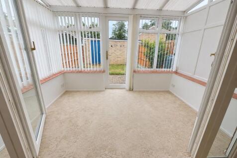 Hillgrounds Road, Kempston, Bedford photo 5