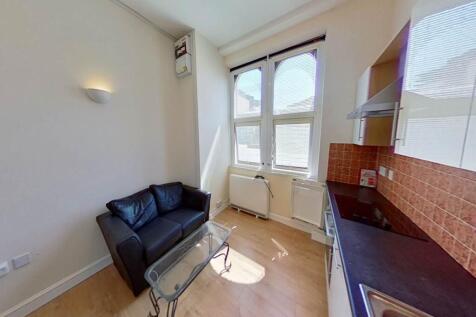 1 Bed Flat - Penarth Road