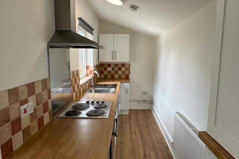 61 Kirkland Street, Pocklington photo 3