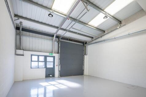 Distribution Warehouse to rent Image 3