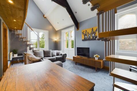 Apartment 6 - Living Room