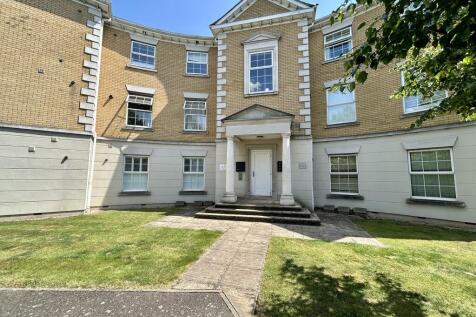 Waltham Abbey, EN9 - property photo