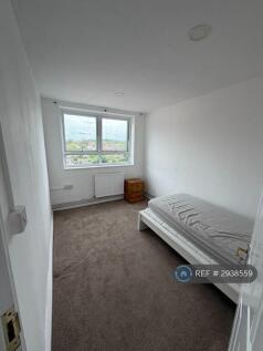 Old Church Road, London, E4 photo 4