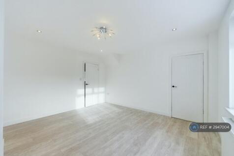 Brook Road, Rotherham, S65 photo 3