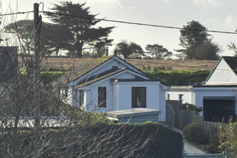 2 Bedroom Bungalow for Sale