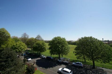 Eastbourne, BN22 - property photo