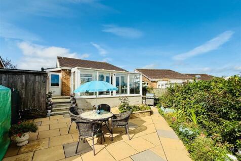 Rear Garden Towadrs Conservatory.JPG