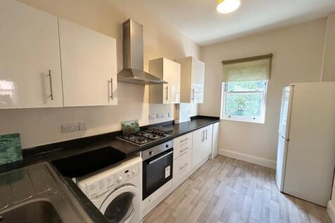 Westbourne Park Road, Alum Chine photo 3