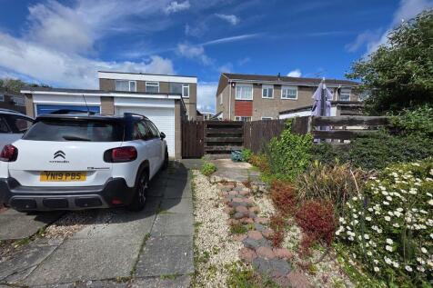 Garage/Driveway