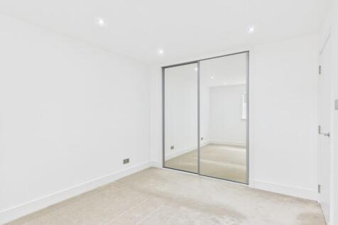 CAM05526G0-PR0028...