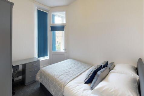 4 Bedroom Flat in BS8 3HN