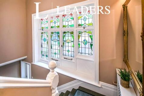 Pinehurst Hall, 23 Burton Road, BH13 photo 5