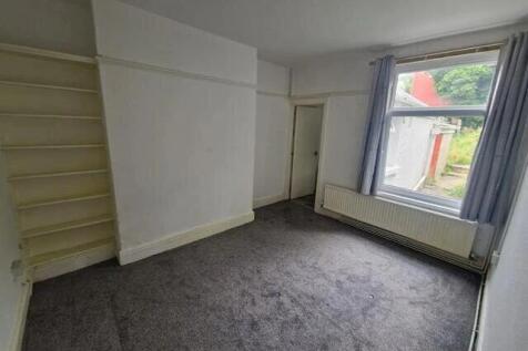 Penllwyn Talbot Road, Talbot Green, Llantrisant,  photo 4
