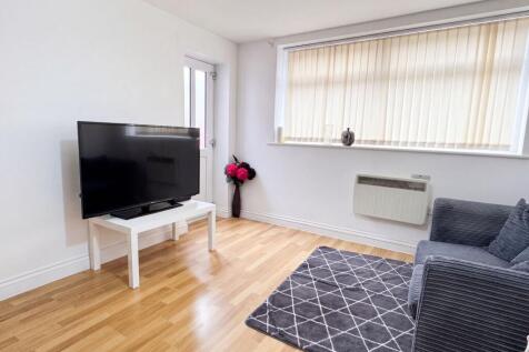 Living/Kitchen