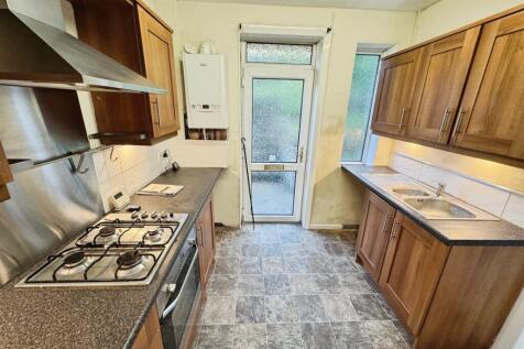 Kilner Bank, Dalton, 2Huddersfield, HD5 photo 3