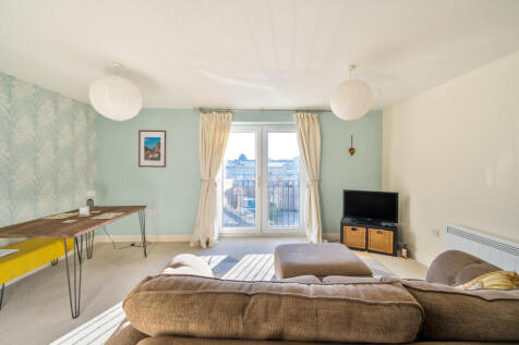Bristol, BS15 - property photo