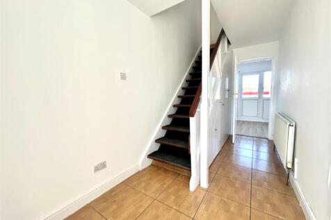 High Road, Benfleet photo 5