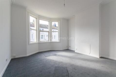 SittingRoom(1).jpg