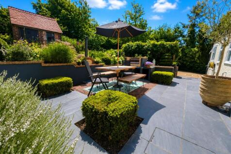 Little Croft - Patio.jpg