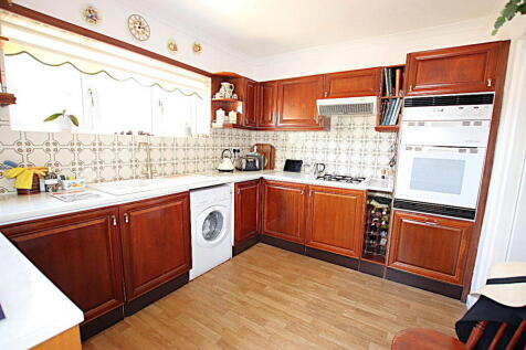 Hillside Crescent 33 - Kitchen (4)