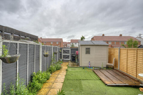 Henry Walk, Dartford, Kent photo 3