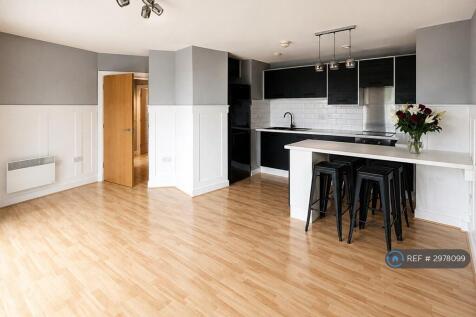 10 Gavin Bank - Lounge/Diner
