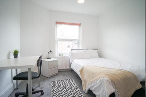 4-bed house on Margaret Street, Highfield, Sheffield, £373/mo