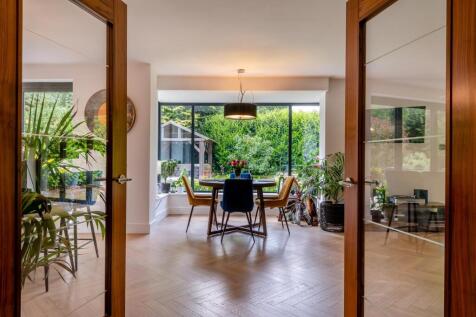 8647547-interior42.jpg