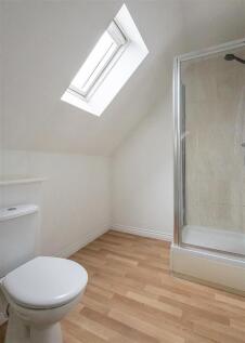 En Suite (Bed 3)