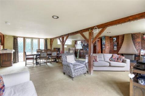 Sitting/Dining Room