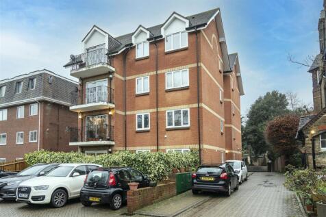 Flat 4 Gordon Court SE20 external 2.jpg