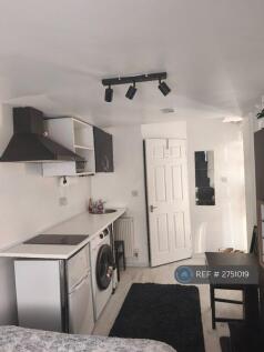 Kitchenette 