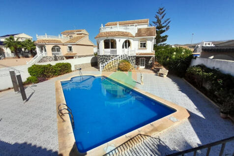 5 Bedroom Detached For Sale-NEA659-1