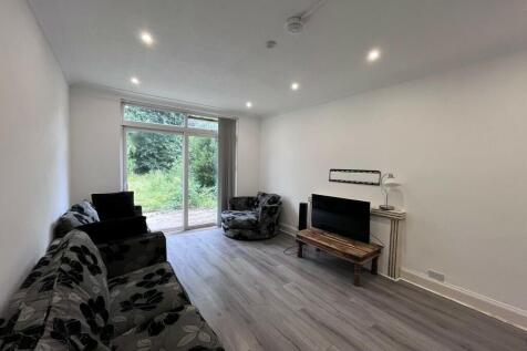 Derby Road, Nottingham, Nottinghamshire, NG7 photo 3